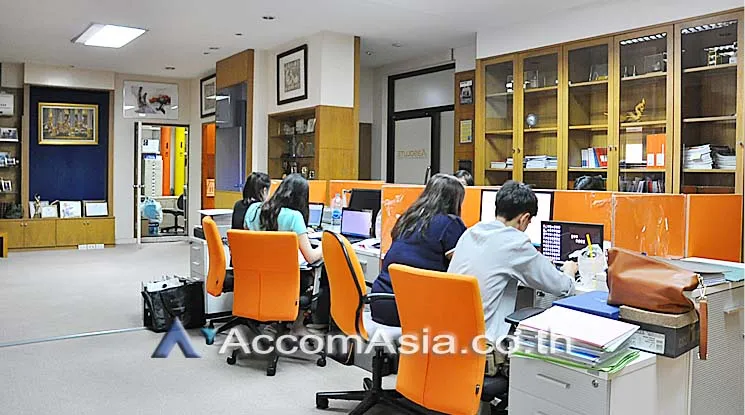 unit Office space For Rent in Ratchadaphisek, Bangkok  near MRT Thailand Cultural Center (AA14812)